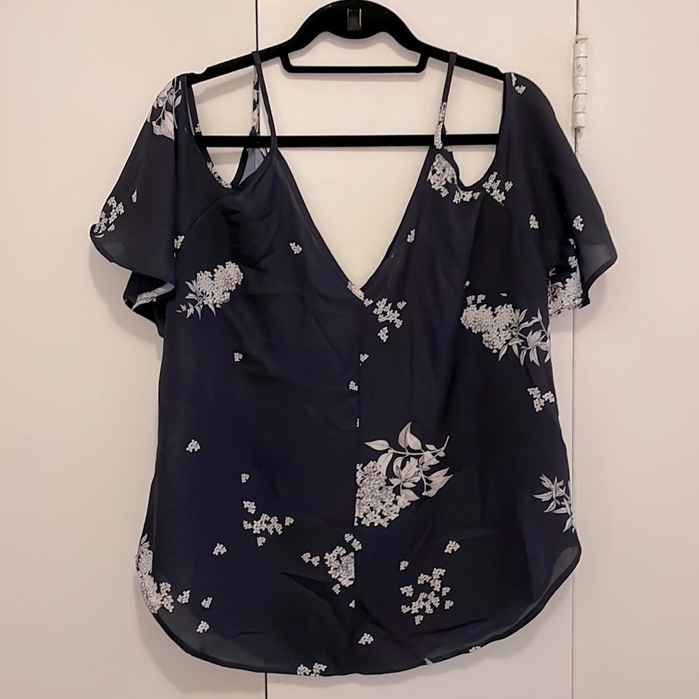 Aqua cap sleeve floral top